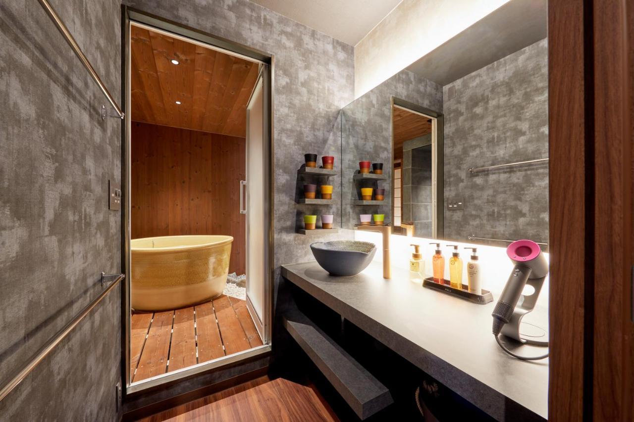 Вілла 古今 天下茶屋 With A Private Parking Lot And A Half Open-Air Bath And Direct To Kix Осака Екстер'єр фото