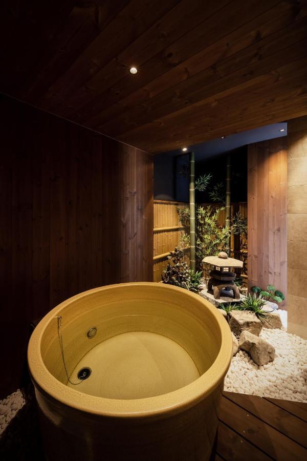 Вілла 古今 天下茶屋 With A Private Parking Lot And A Half Open-Air Bath And Direct To Kix Осака Екстер'єр фото